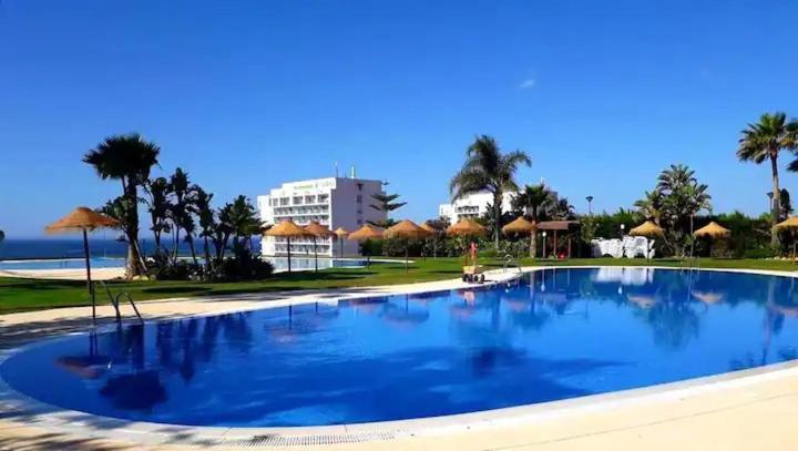 Modern Three-Level Apartment Near The Sea Benalmadena Luaran gambar