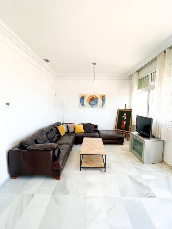 Modern Three-Level Apartment Near The Sea Benalmadena Luaran gambar